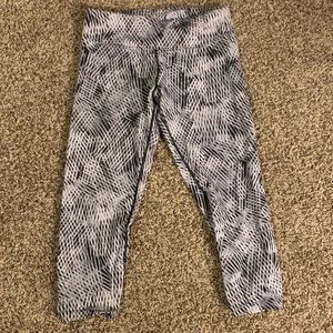 Calvin Klein compression leggings - size small